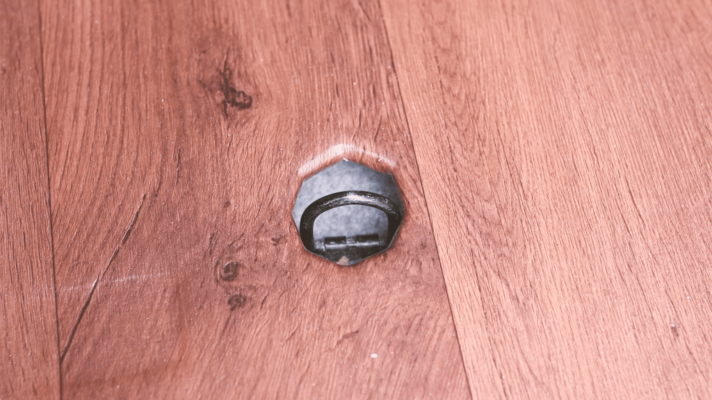 The load ring hole under the bed