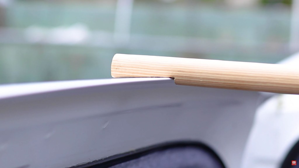 Edges of the door hanger pole