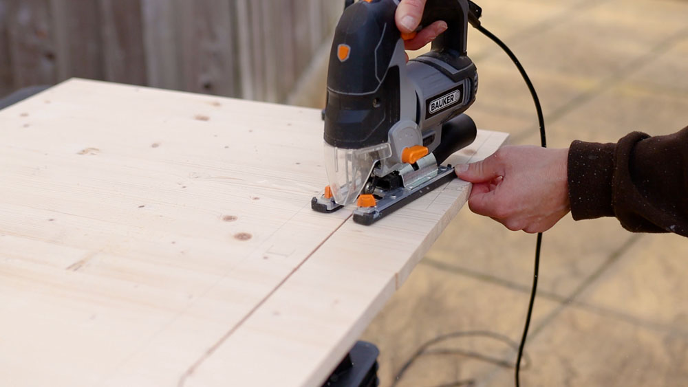 Cutting out the front piece with a jigsaw