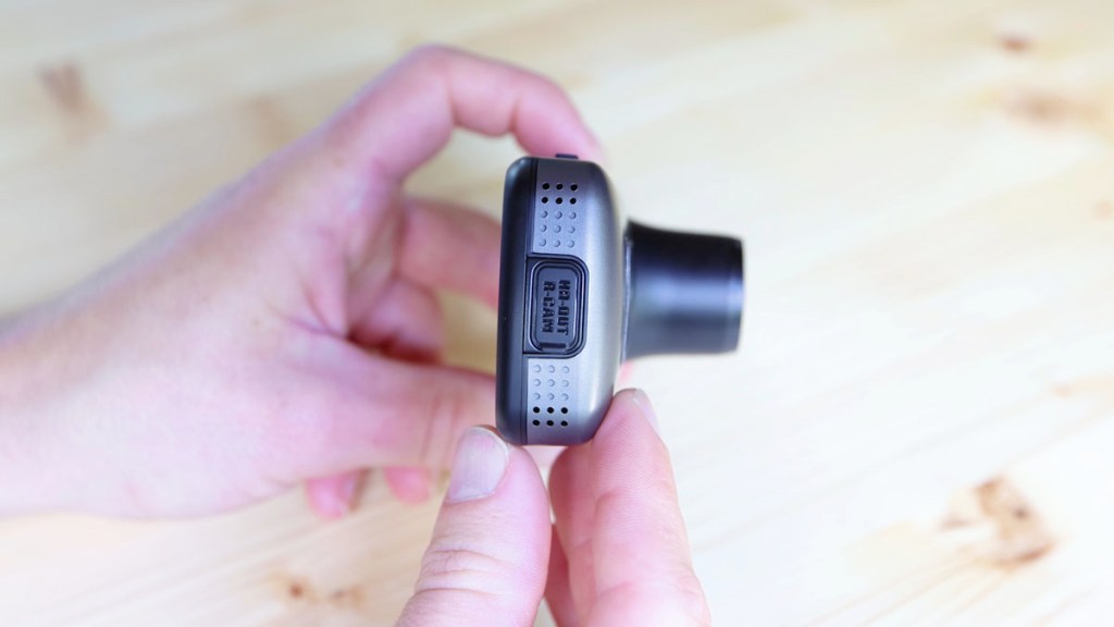 Side view of the Nextbase 622GW dash cam