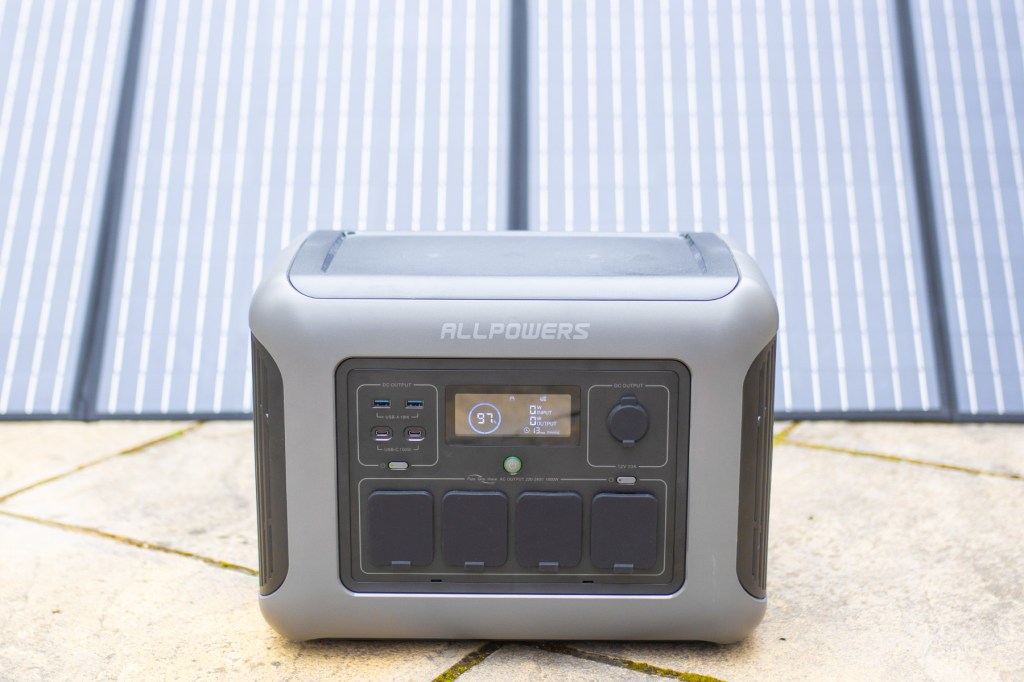 AllPowers R1500 1800W Portable Power Station And SP-033 200W folding solar panel