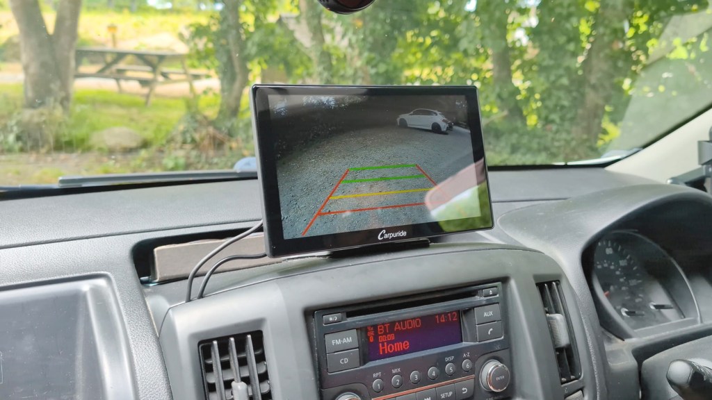 Reversing screen on the Carpuride W901 Plus