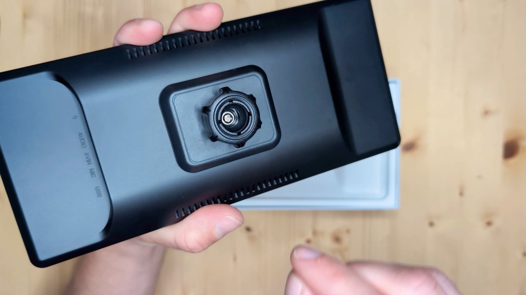 Magnetic mount on the CarpodGo T3 Pro