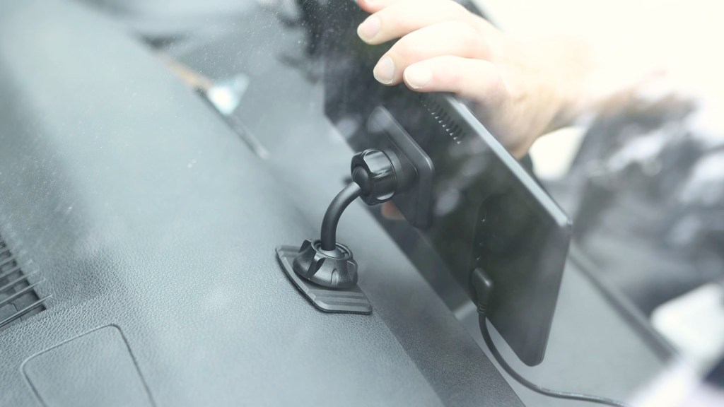 Sticky pad mount for the CarpodGo T3 Pro