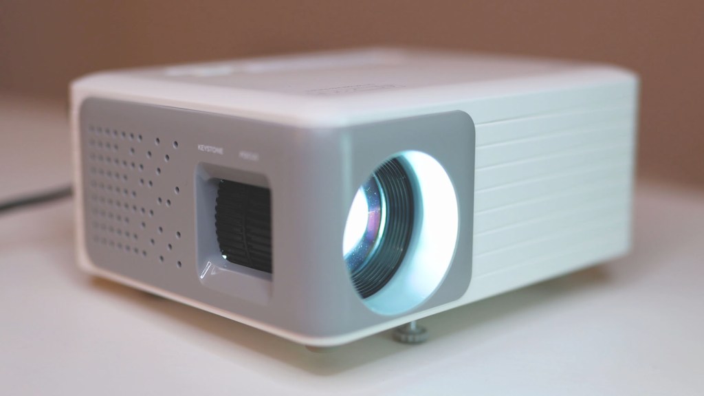 Akiyo O1 travel projector