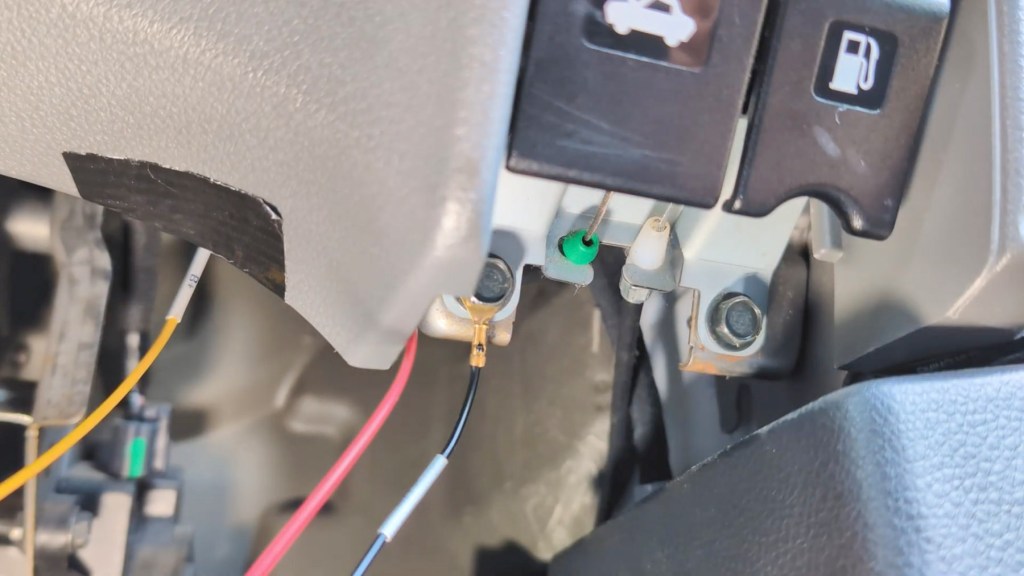 Grounding the Atoto fast boot connector