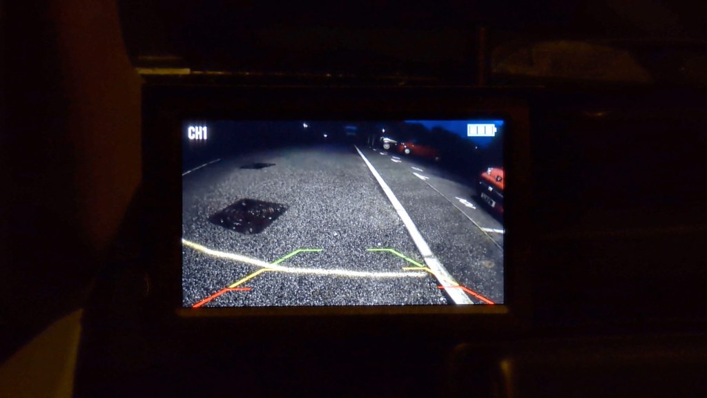 Foxpark S1 wireless reversing camera at night