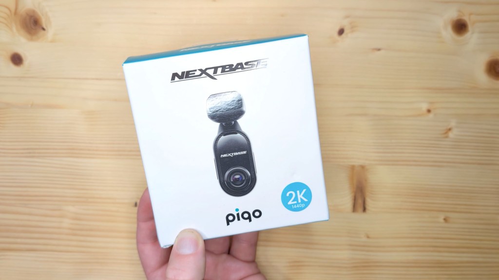 Unboxing the Nextbase Piqo dash cam
