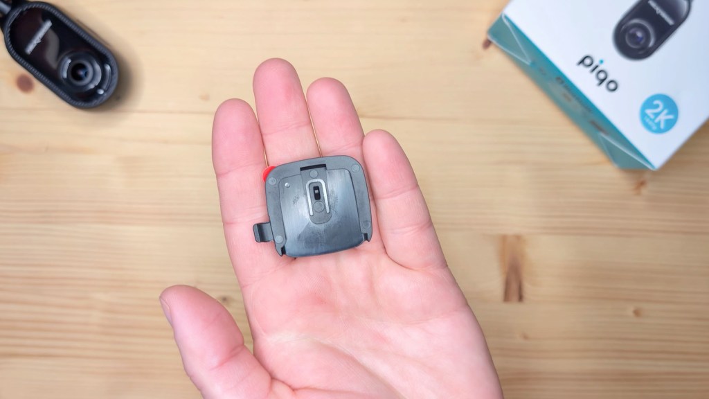 Unboxing the Nextbase Piqo dash cam
