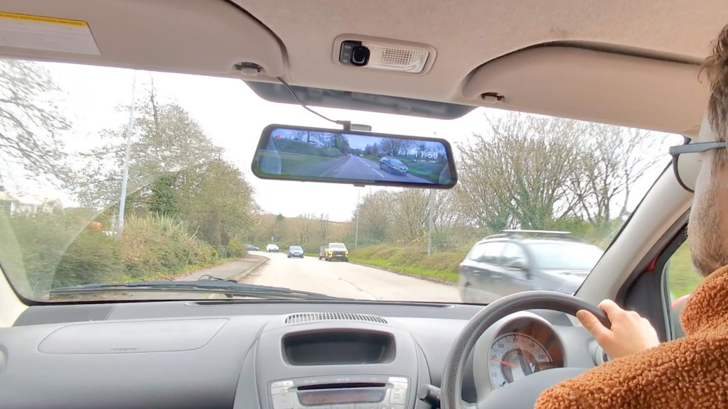 Wolfbox G900 Pro Smart Mirror Dash Cam