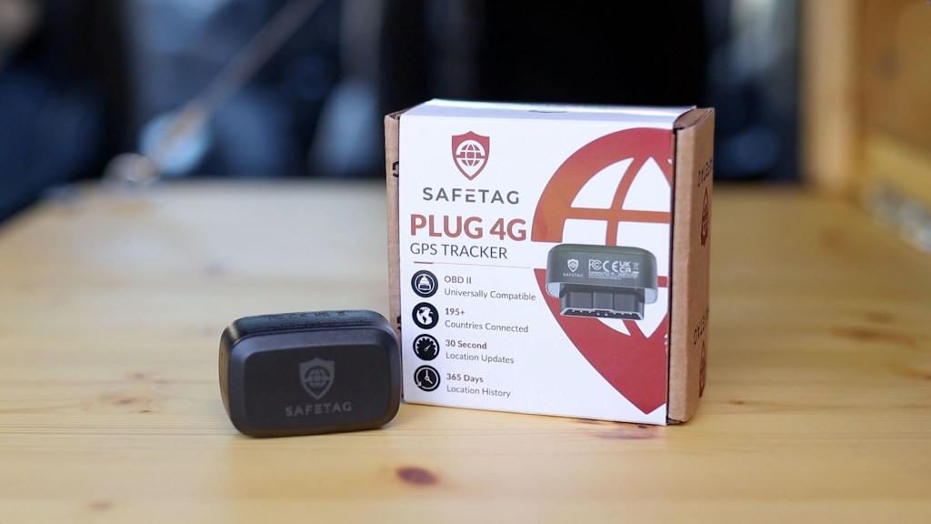 SafeTag Plug 4G ODB Tracker